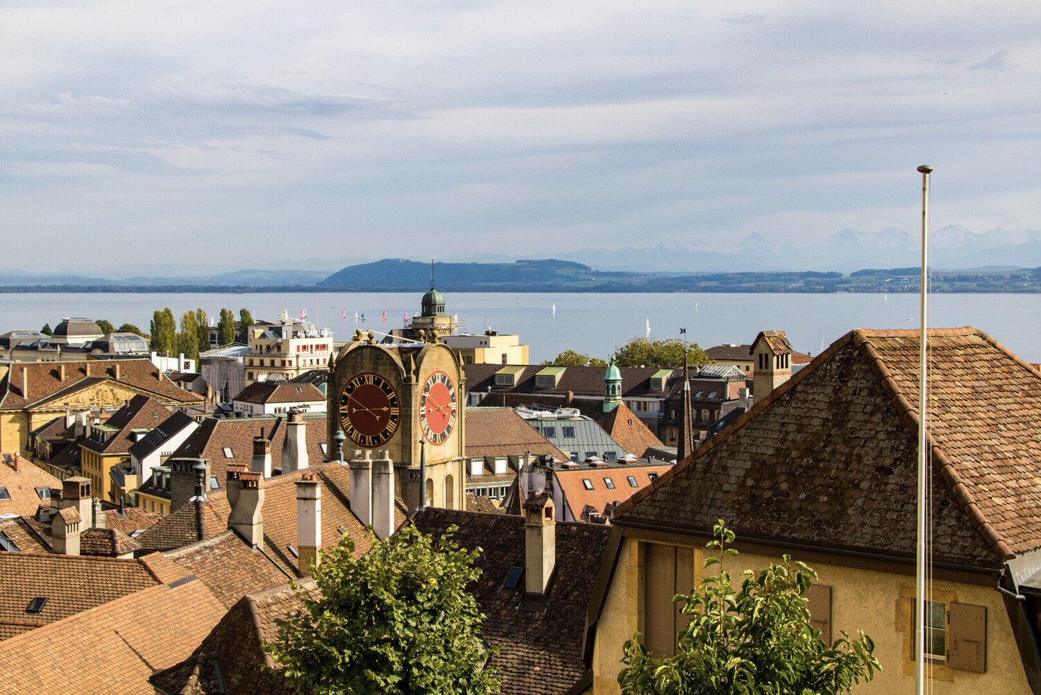 neuchatel - Découvrir Neuchâtel : Charme médiéval en Suisse romande - 2026 - 1