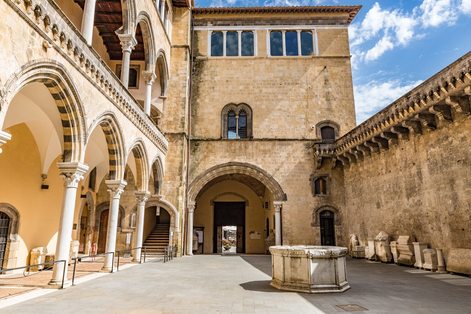 Visiter Tarquinia : Au cœur de la civilisation étrusque en Italie - 2026 - 6 - tarquinia tarquinia - Visiter Tarquinia : Au cœur de la civilisation étrusque en Italie - 2026 - 5