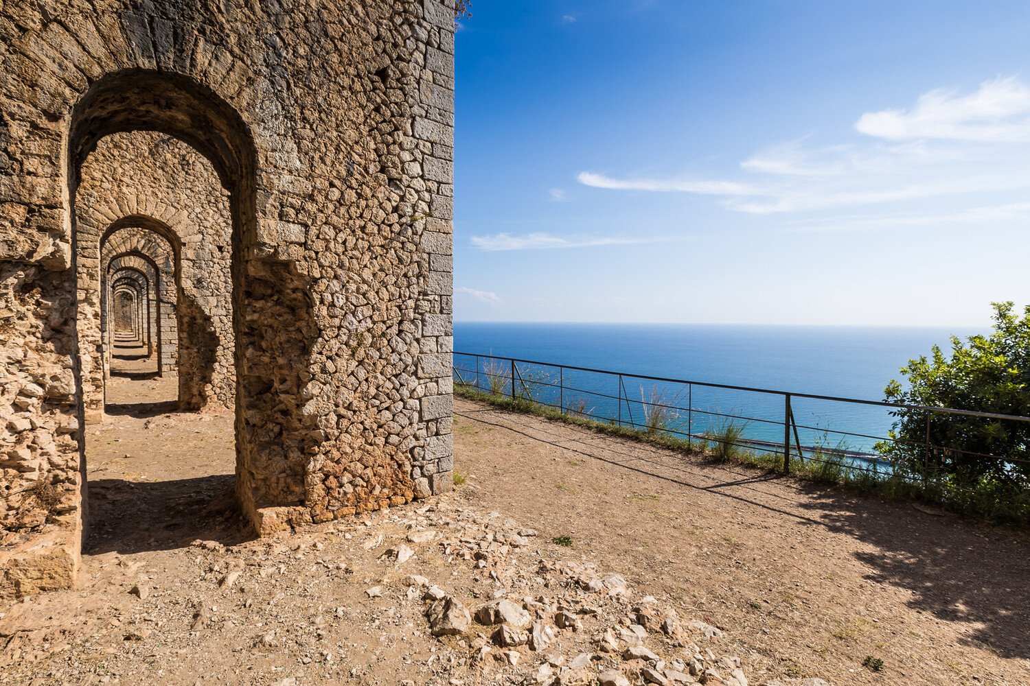 Visiter Sperlonga : Plages de sable fin et vieilles ruelles d'Italie - 2026 - 20 - sperlonga sperlonga - Visiter Sperlonga : Plages de sable fin et vieilles ruelles d'Italie - 2026 - 19