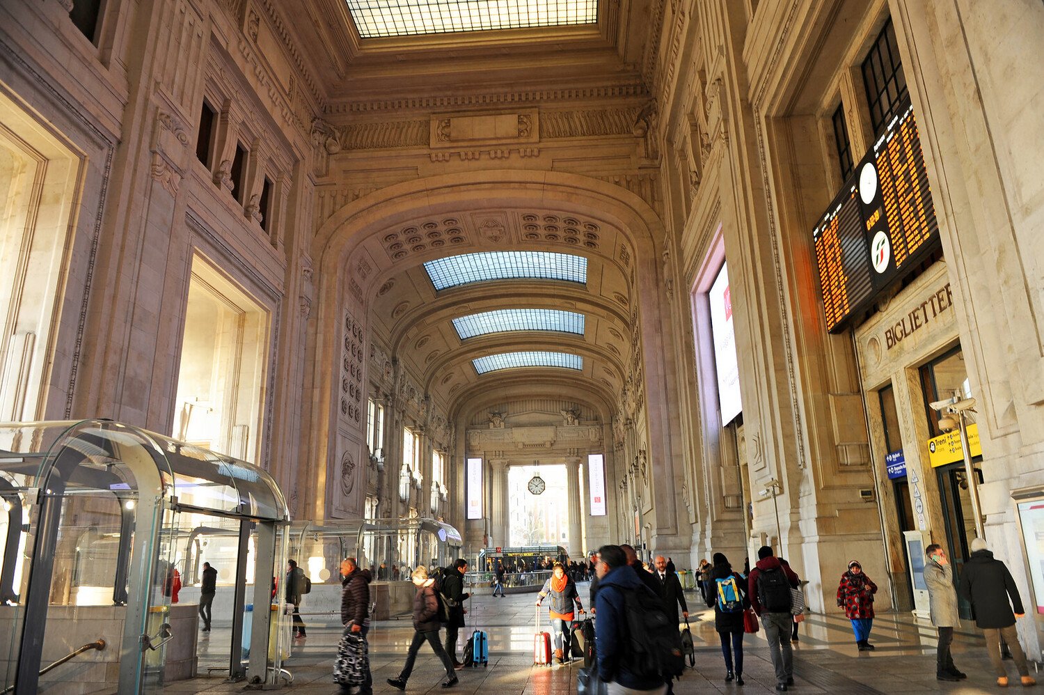 day trips from milan - The Best Day Trips from Milan - 2026 - 1