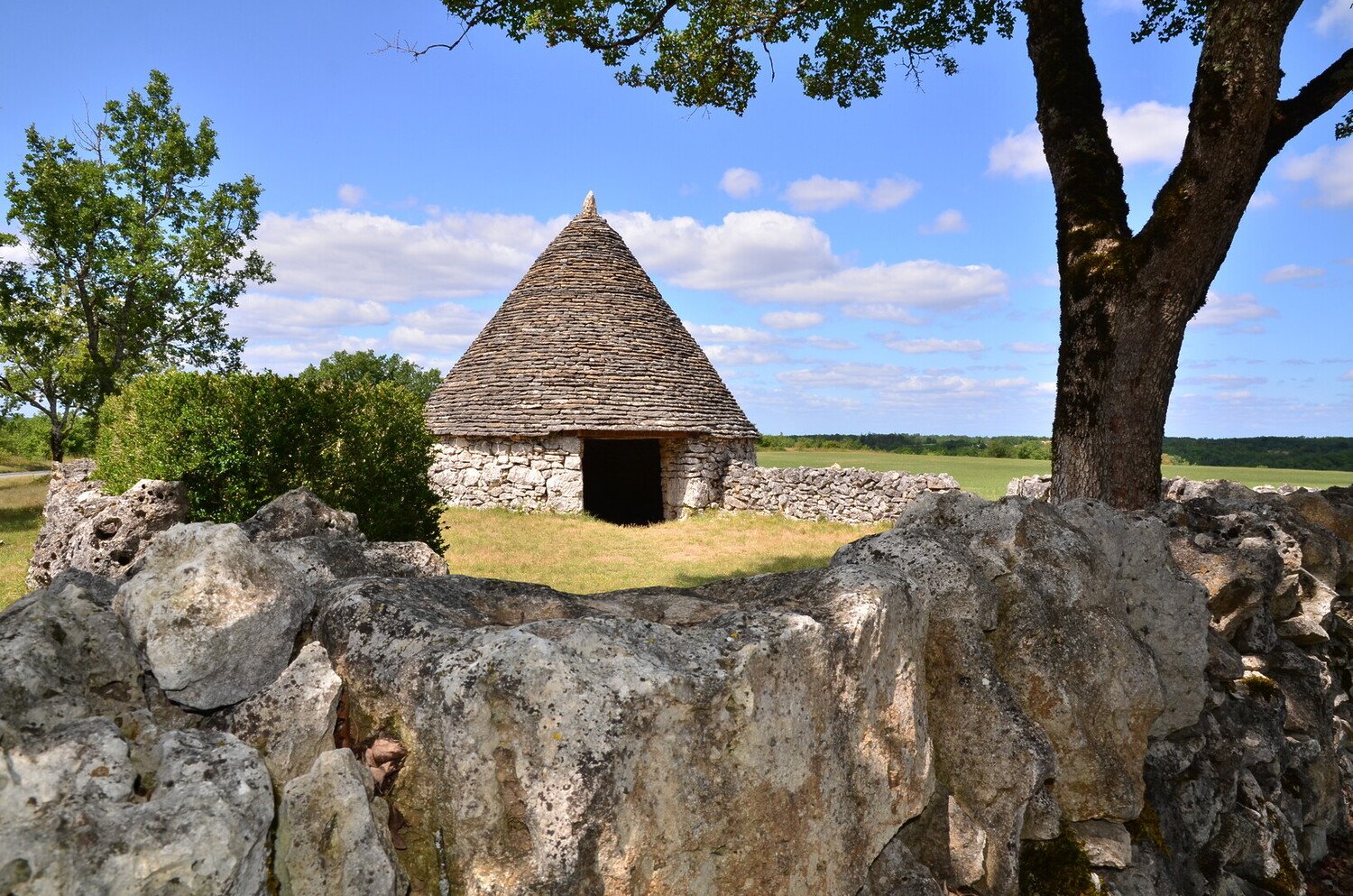 Que faire à Cahors ? Les incontournables pour visiter cette ville médiévale - 2026 - 21 - visiter cahors, que faire a cahors visiter cahors, que faire a cahors - Que faire à Cahors ? Les incontournables pour visiter cette ville médiévale - 2026 - 20