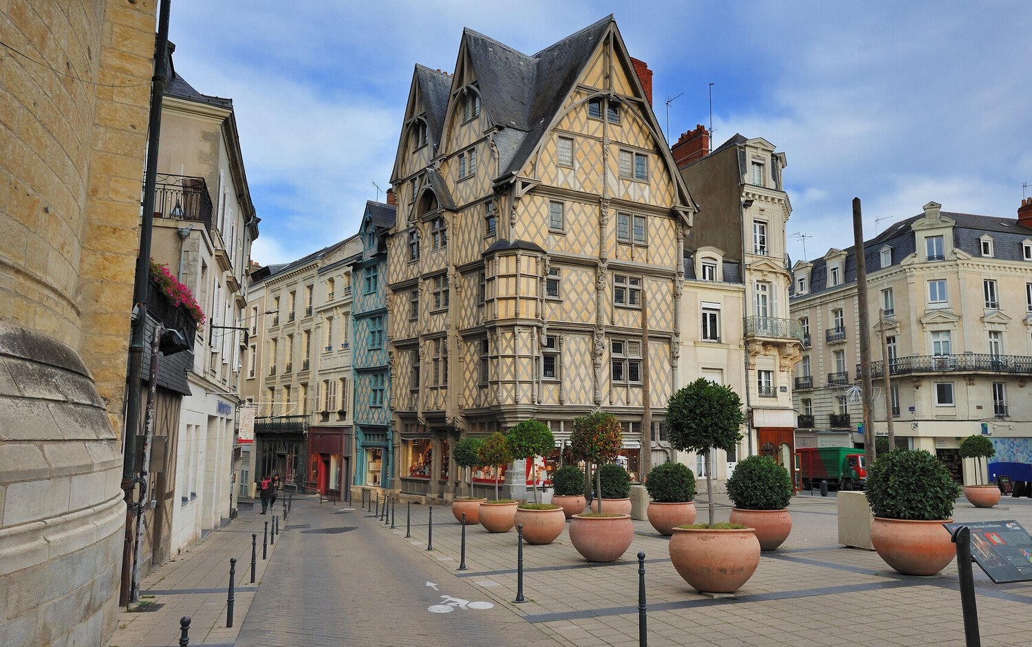 Que faire à Angers : visiter, découvrir les parcs et jardins - 2026 - 14 - Que faire à Angers Que faire à Angers - Que faire à Angers : visiter, découvrir les parcs et jardins - 2026 - 13