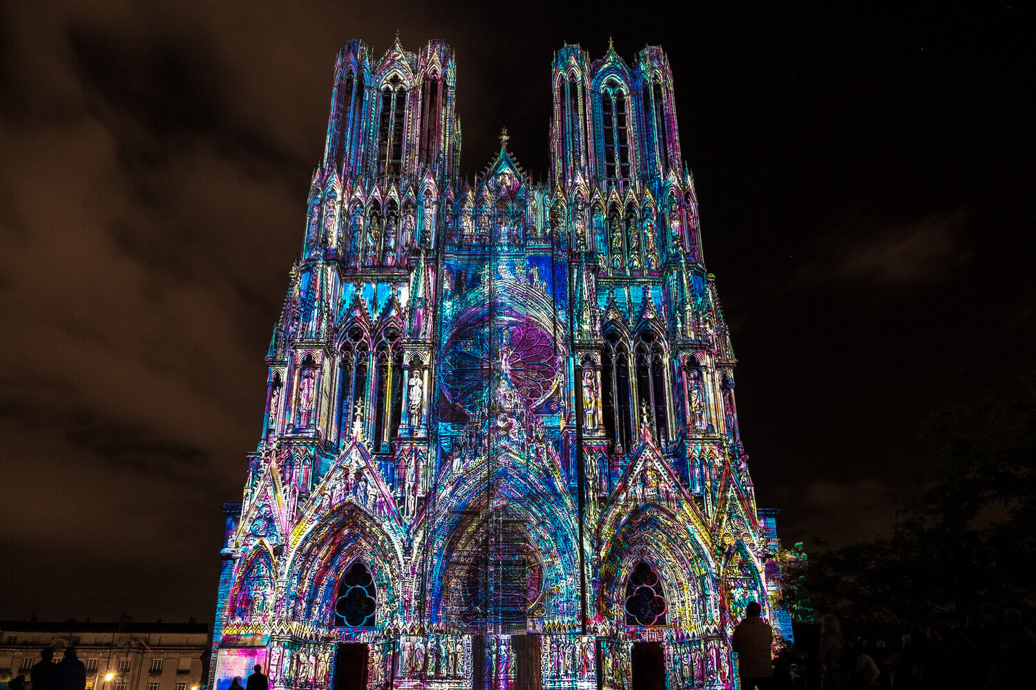 Noël à Reims : une escapade féerique au cœur de la Champagne - 2026 - 8 - marché de noël reims marché de noël reims - Noël à Reims : une escapade féerique au cœur de la Champagne - 2026 - 7