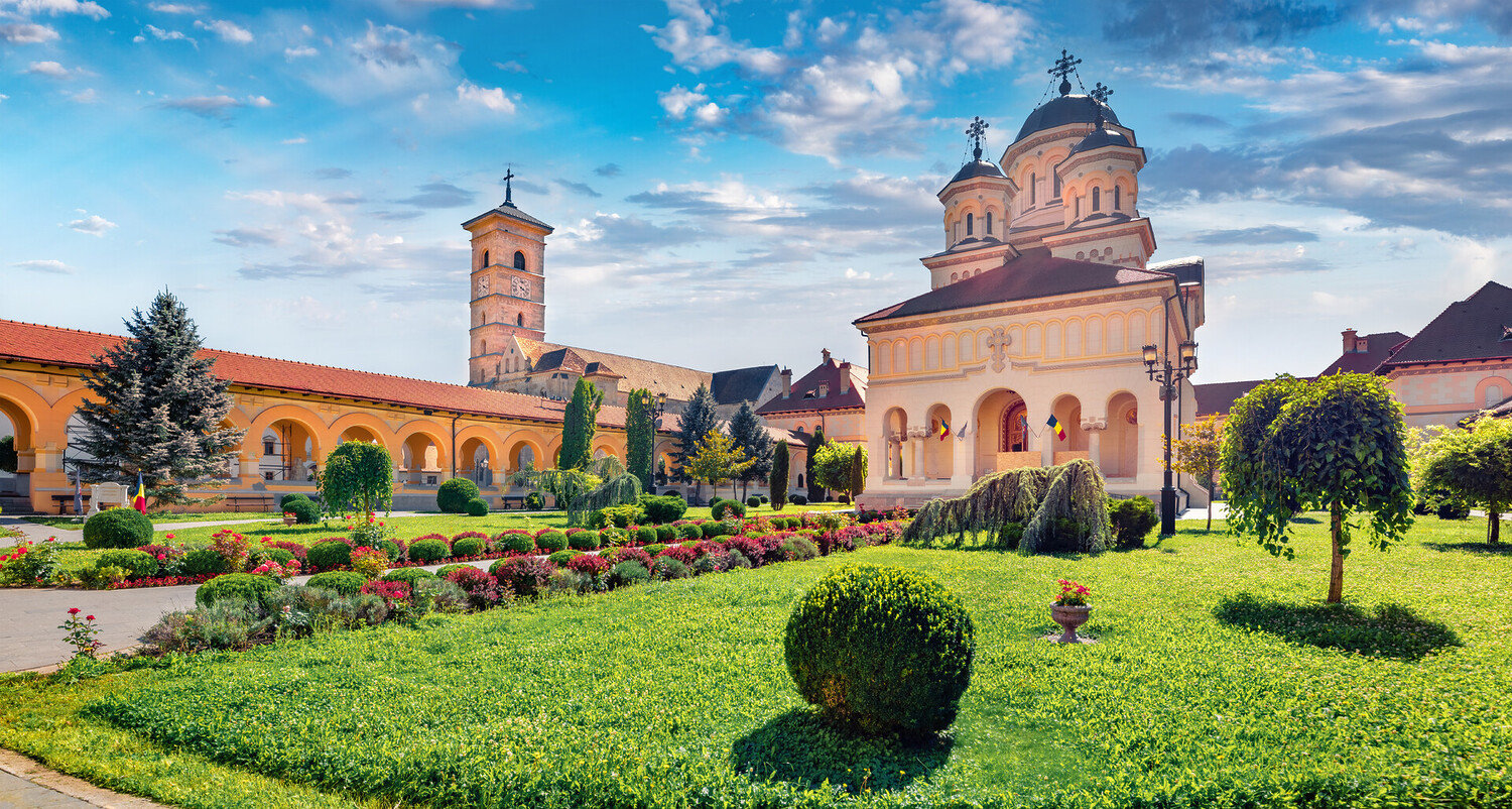 Top 6 things to see & do in Alba Italy - 2026 - 1 - alba italy, langhe wine region, white alba truffle, piedmont vineyards, where is alba italy cosa vedere in Piemonte
