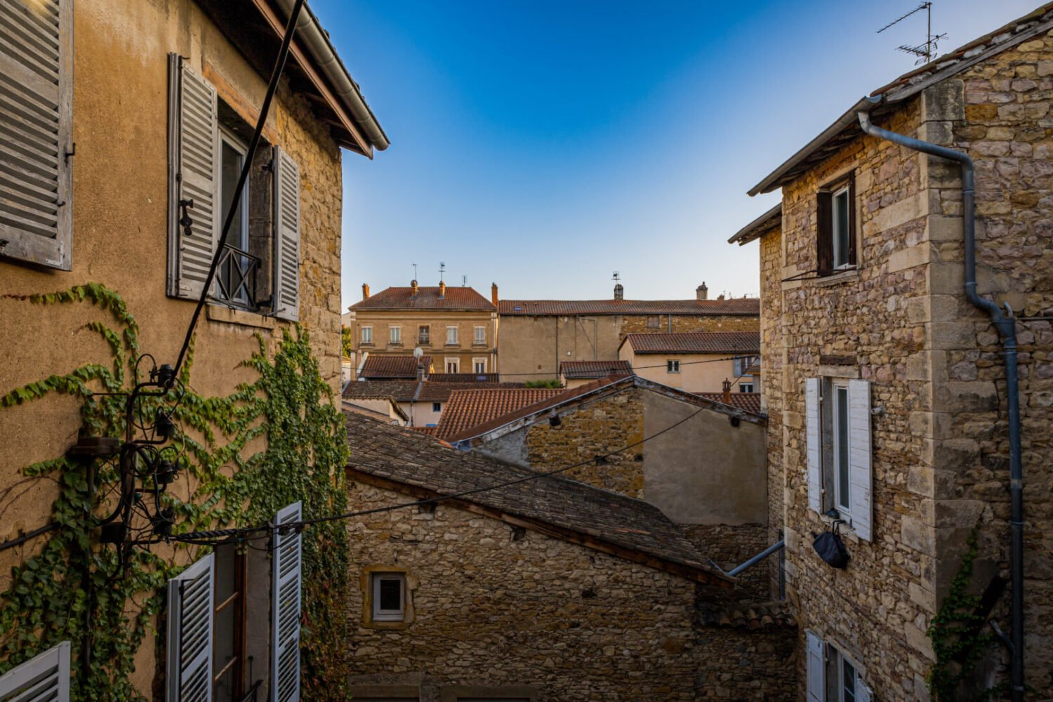 Visiter les plus beaux villages du Beaujolais: découvrir les incontournables - 2026 - 8 - beaux villages du beaujolais beaux villages du beaujolais - Visiter les plus beaux villages du Beaujolais: découvrir les incontournables - 2026 - 7