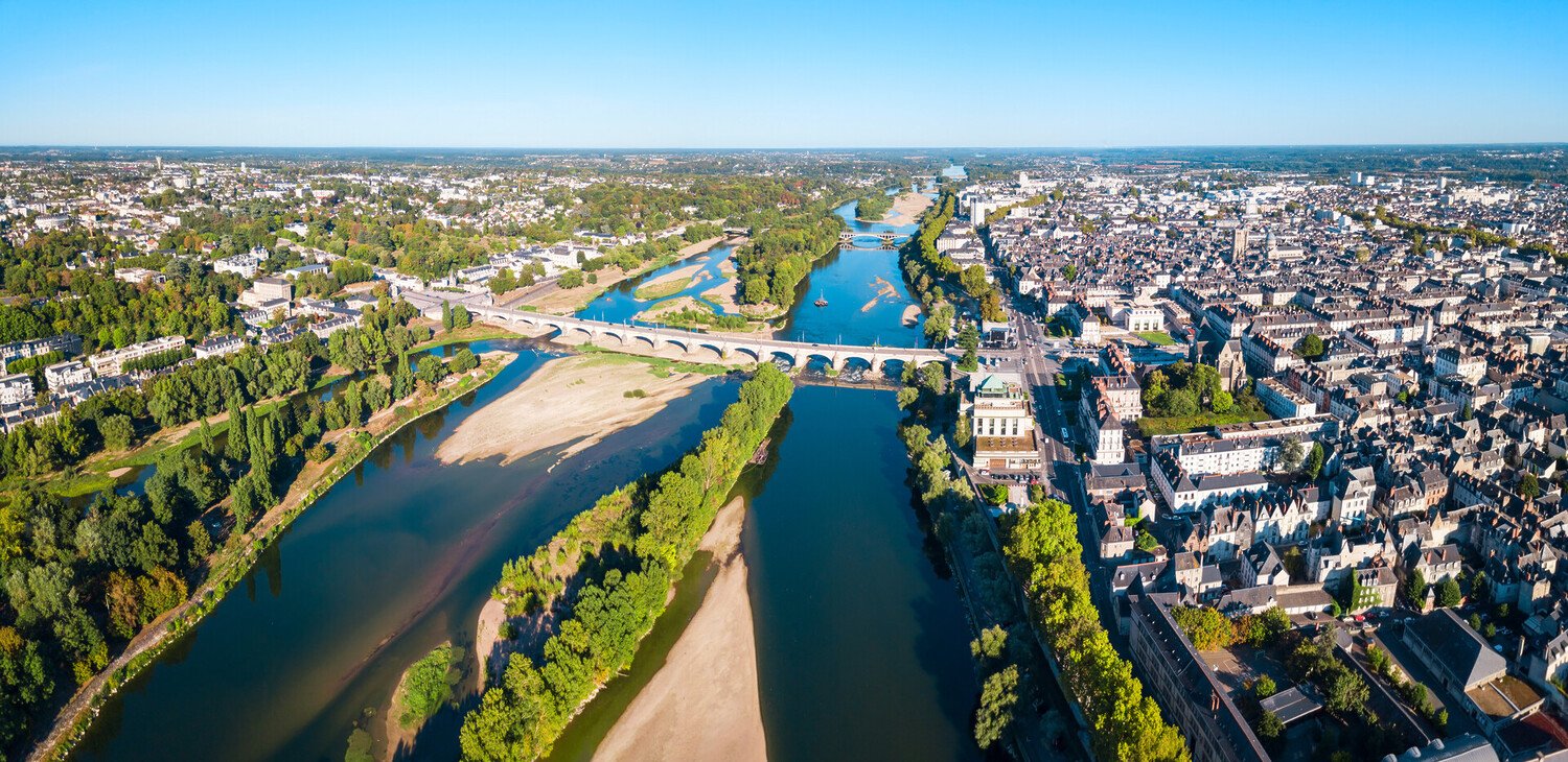 4 beautiful ways to explore Loire Valley from Paris - 2026 - 3 - loire valley from paris, loire valley tour from paris, tour of loire valley from paris loire valley from paris, loire valley tour from paris, tour of loire valley from paris - 4 beautiful ways to explore Loire Valley from Paris - 2026 - 2