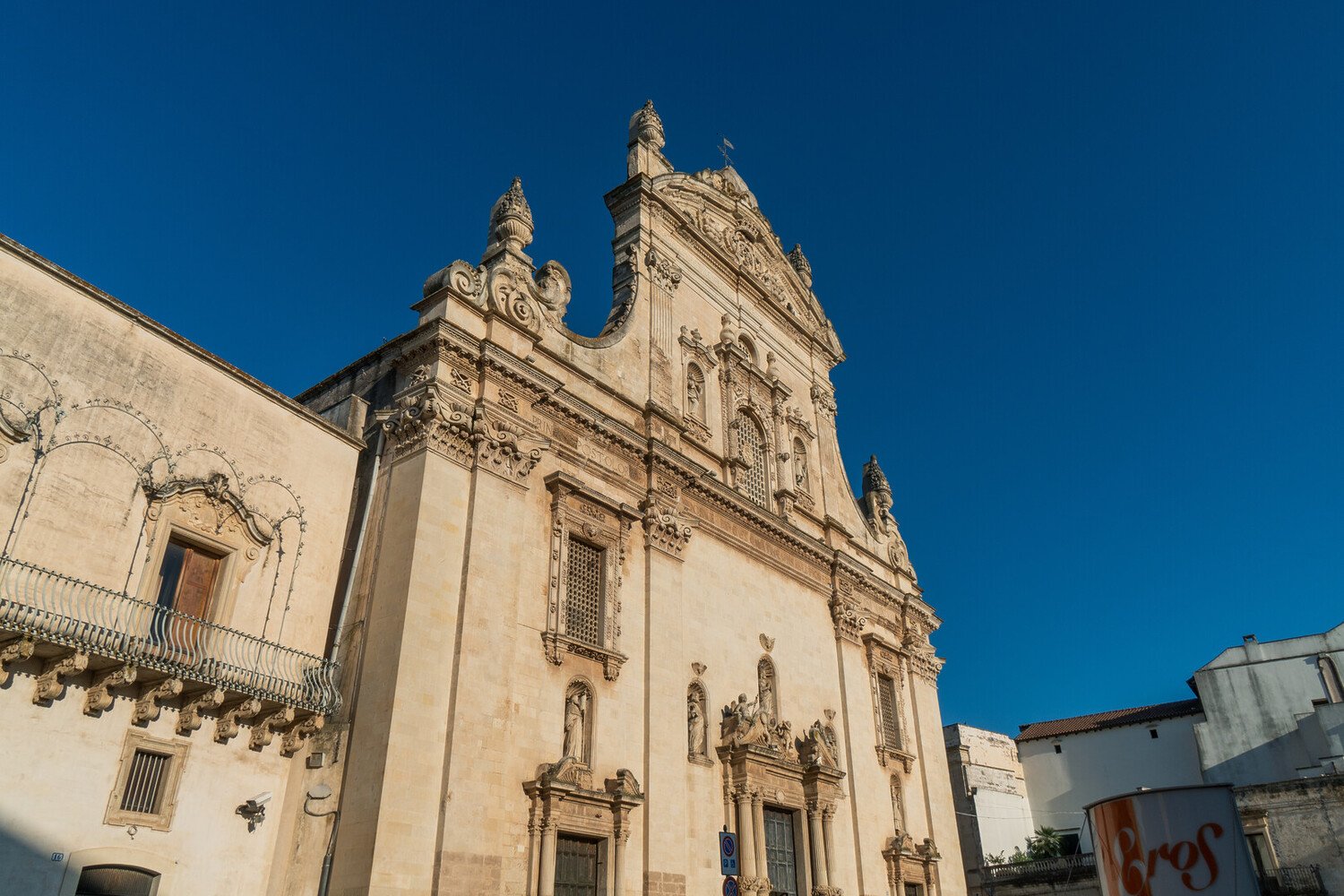 Cosa vedere a Otranto: luoghi imperdibili della perla del Salento - 2026 - 24 - cosa vedere a Otranto, cosa fare a otranto, visitare otranto cosa vedere a Otranto, cosa fare a otranto, visitare otranto - Cosa vedere a Otranto: luoghi imperdibili della perla del Salento - 2026 - 23