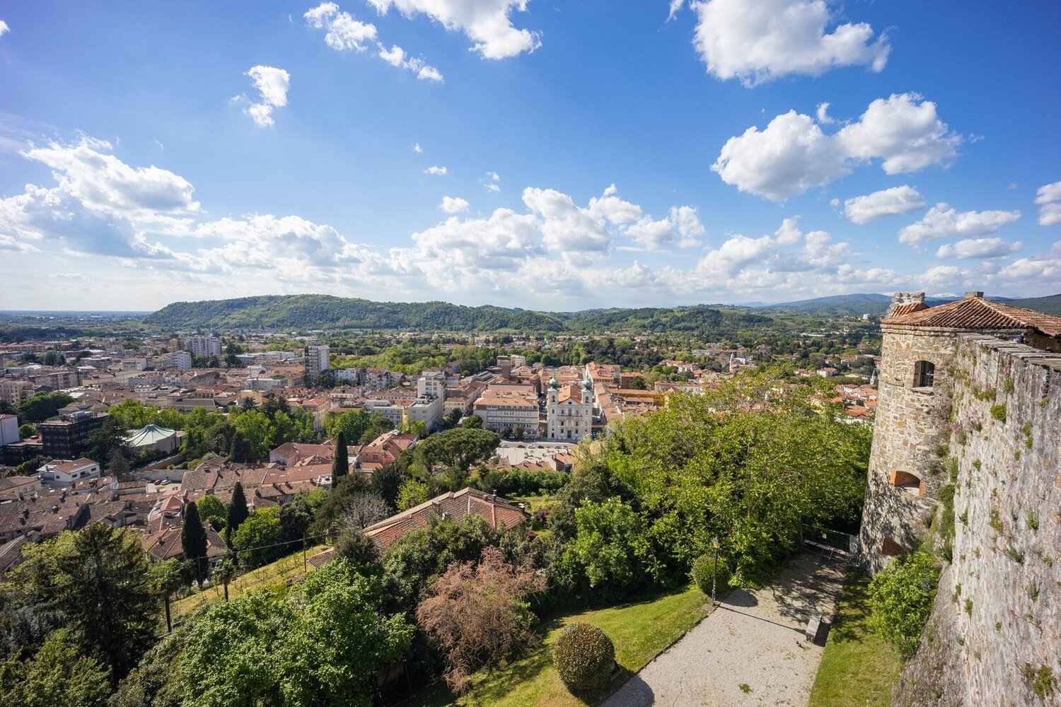 Cosa vedere a Trieste: TOP 10 Luoghi Imperdibili - 2026 - 26 - cosa vedere a trieste,cosa fare a trieste,visitare trieste cosa vedere a trieste,cosa fare a trieste,visitare trieste - Cosa vedere a Trieste: TOP 10 Luoghi Imperdibili - 2026 - 25