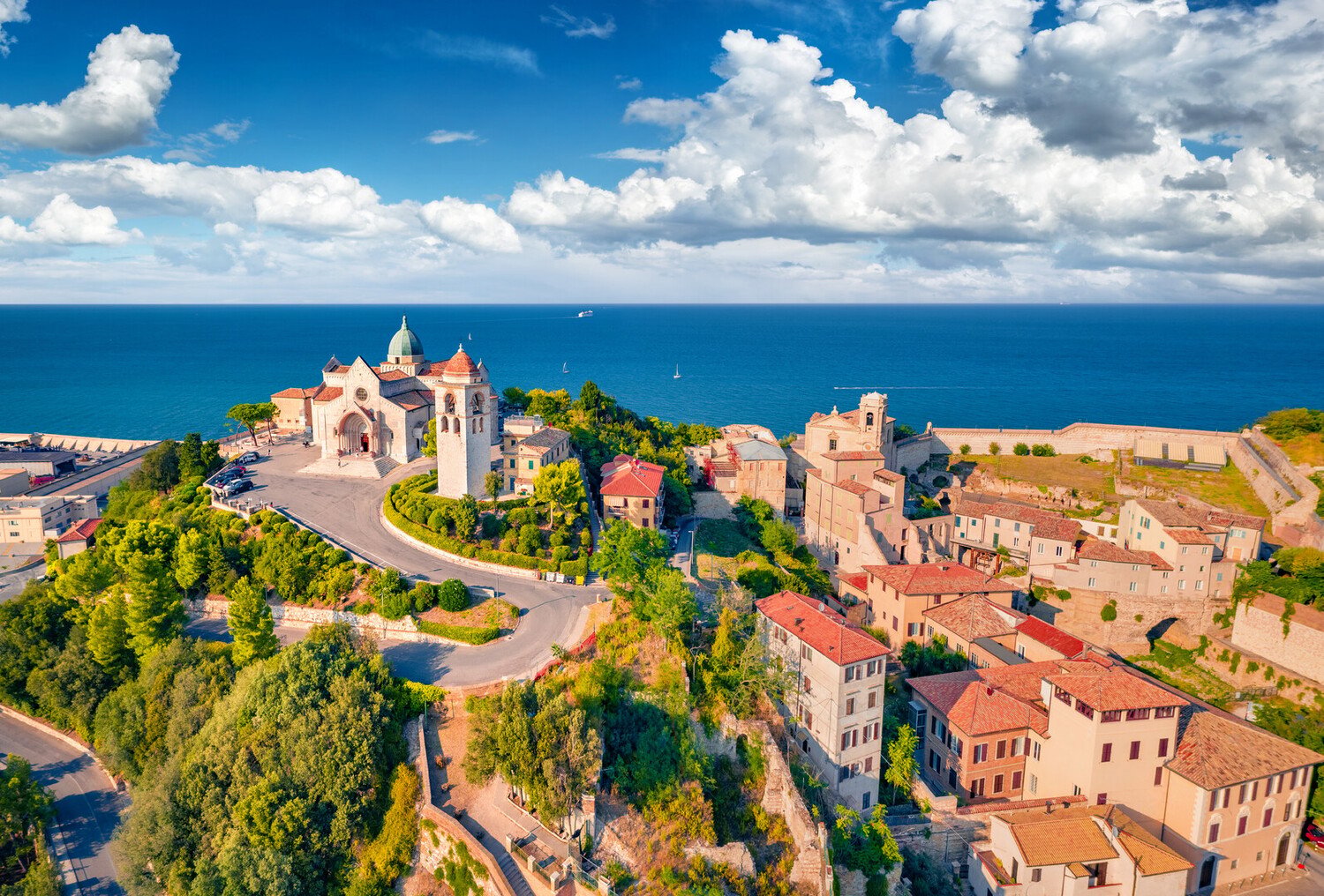 Cosa vedere ad Ancona: TOP 10 Luoghi Imperdibili - 2026 - 6 - cosa vedere ad ancona, cosa fare ad ancona, visitare ancona cosa vedere ad ancona, cosa fare ad ancona, visitare ancona - Cosa vedere ad Ancona: TOP 10 Luoghi Imperdibili - 2026 - 5
