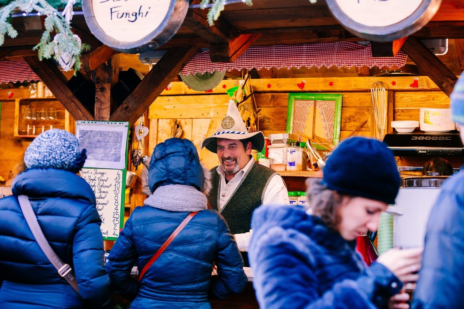 Mercatini di Natale Trentino: la Magia delle Feste - 2026 - 19 - mercatini di natale trentino,mercatini di natale bolzano,mercatini di natale trento mercatini di natale trentino,mercatini di natale bolzano,mercatini di natale trento - Mercatini di Natale Trentino: la Magia delle Feste - 2026 - 18
