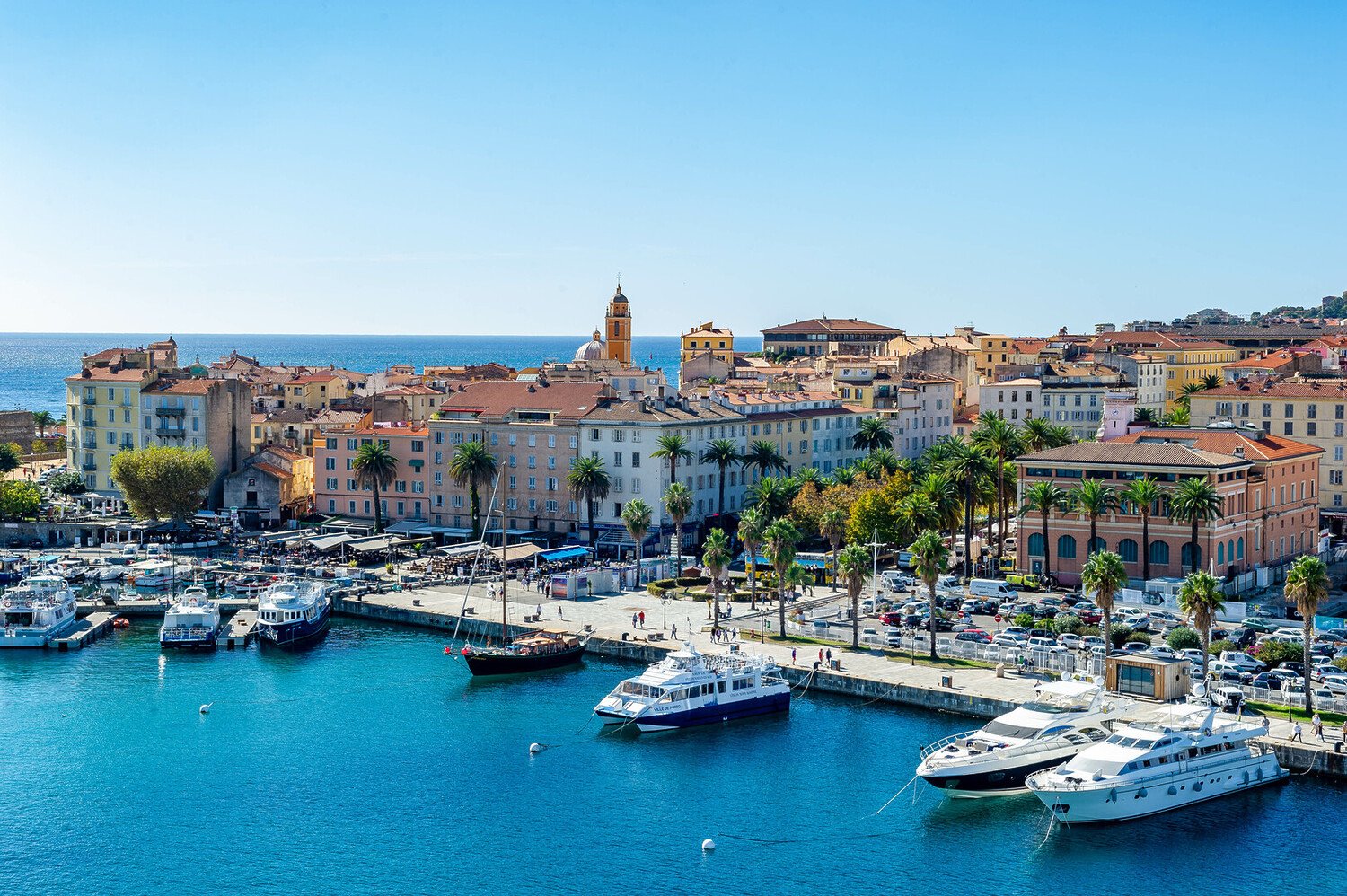 Cosa vedere in Corsica: guida alle migliori attrazioni dell'isola - 2026 - 10 - cosa vedere in corsica,visitare la corsica cosa vedere in corsica,visitare la corsica - Cosa vedere in Corsica: guida alle migliori attrazioni dell'isola - 2026 - 9