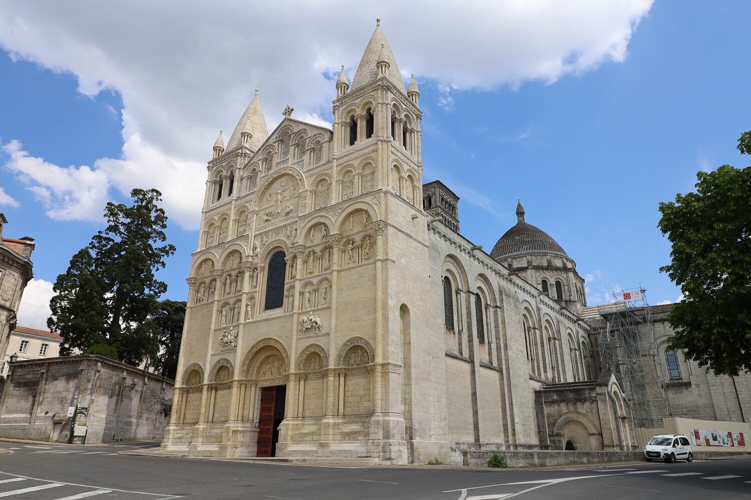 Visiter Angoulême : Les incontournables à découvrir - 2026 - 6 - visiter angouleme visiter angouleme - Visiter Angoulême : Les incontournables à découvrir - 2026 - 5