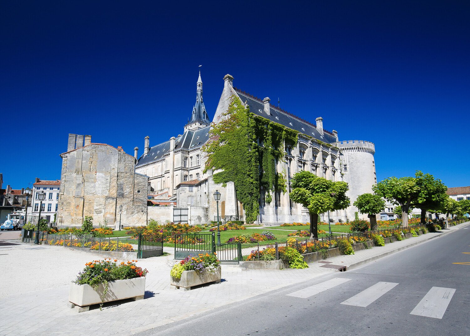 Que faire en Charente Maritime : Fort Boyard, huîtres et sites touristiques - 2026 - 27 - que faire en charente maritime que faire en charente maritime - Que faire en Charente Maritime : Fort Boyard, huîtres et sites touristiques - 2026 - 26