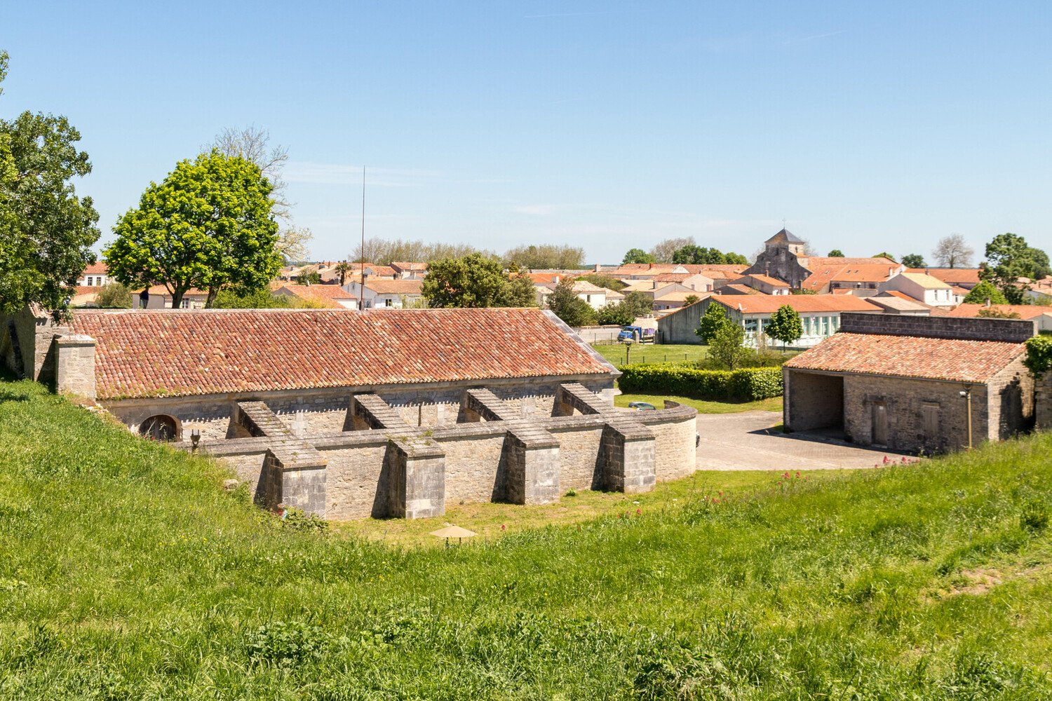 Que faire en Charente Maritime : Fort Boyard, huîtres et sites touristiques - 2026 - 18 - que faire en charente maritime que faire en charente maritime - Que faire en Charente Maritime : Fort Boyard, huîtres et sites touristiques - 2026 - 17