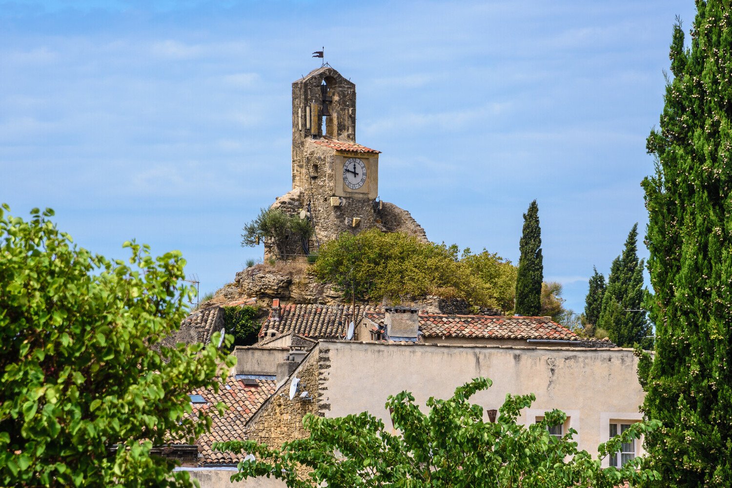 Visiter Lourmarin : Escapade au Cœur du Luberon - 2026 - 10 - visiter lourmarin visiter lourmarin - Visiter Lourmarin : Escapade au Cœur du Luberon - 2026 - 9