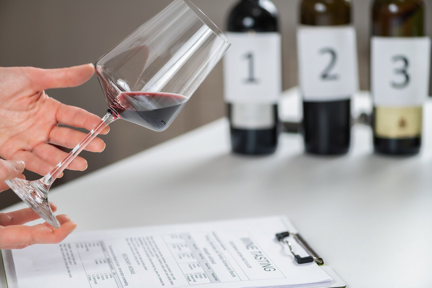 10 idées de cadeaux pour un Homme qui aime le vin - 2026 - 10 - Cadeau vin homme Cadeau vin homme - 10 idées de cadeaux pour un Homme qui aime le vin - 2026 - 9