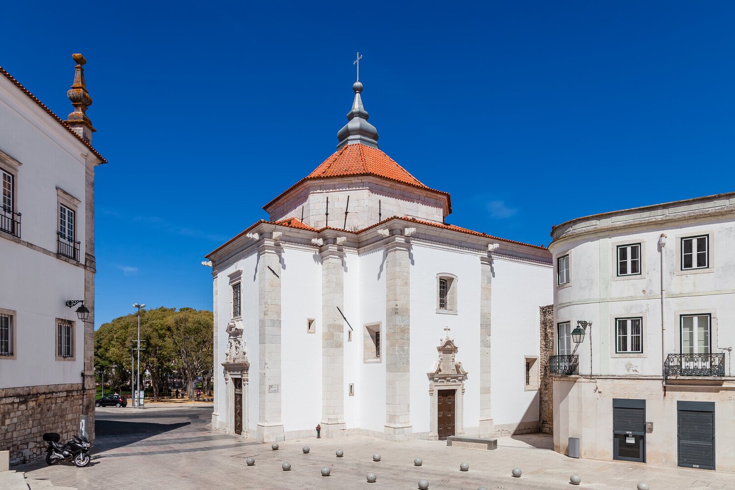 Visit Santarém: A Hilltop City of Churches and History - 2026 - 18 - visit santarém visit santarém - Visit Santarém: A Hilltop City of Churches and History - 2026 - 17