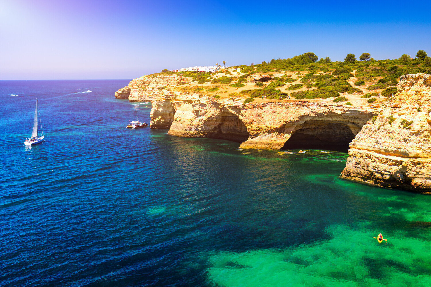 Visiter Carvoeiro : Plages, balades et bonnes adresses locales - 2026 - 9 - Carvoeiro Carvoeiro - Visiter Carvoeiro : Plages, balades et bonnes adresses locales - 2026 - 8