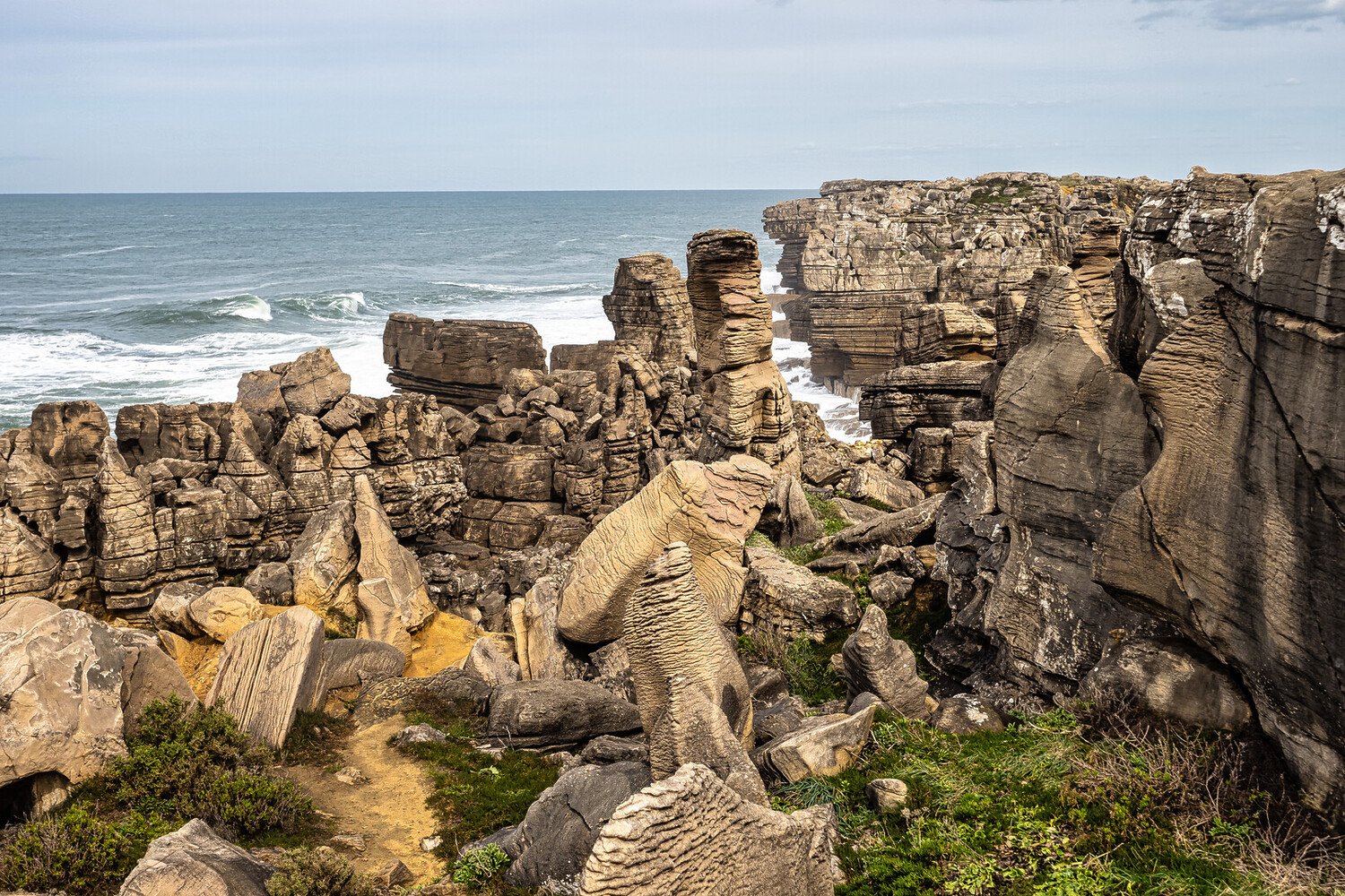 Visit Peniche Portugal: Surf, Seafood and island Escapes - 2026 - 22 - visit Peniche portugal visit Peniche portugal - Visit Peniche Portugal: Surf, Seafood and island Escapes - 2026 - 21