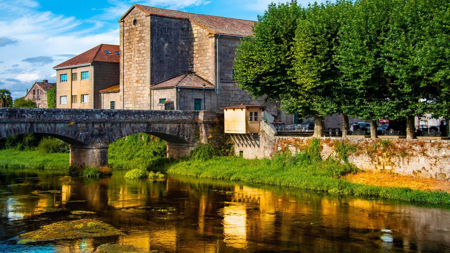 Visiter Saint-Jacques-de-Compostelle : Un voyage spirituel - 2026 - 18 - Saint-Jacques-de-Compostelle Saint-Jacques-de-Compostelle - Visiter Saint-Jacques-de-Compostelle : Un voyage spirituel - 2026 - 17