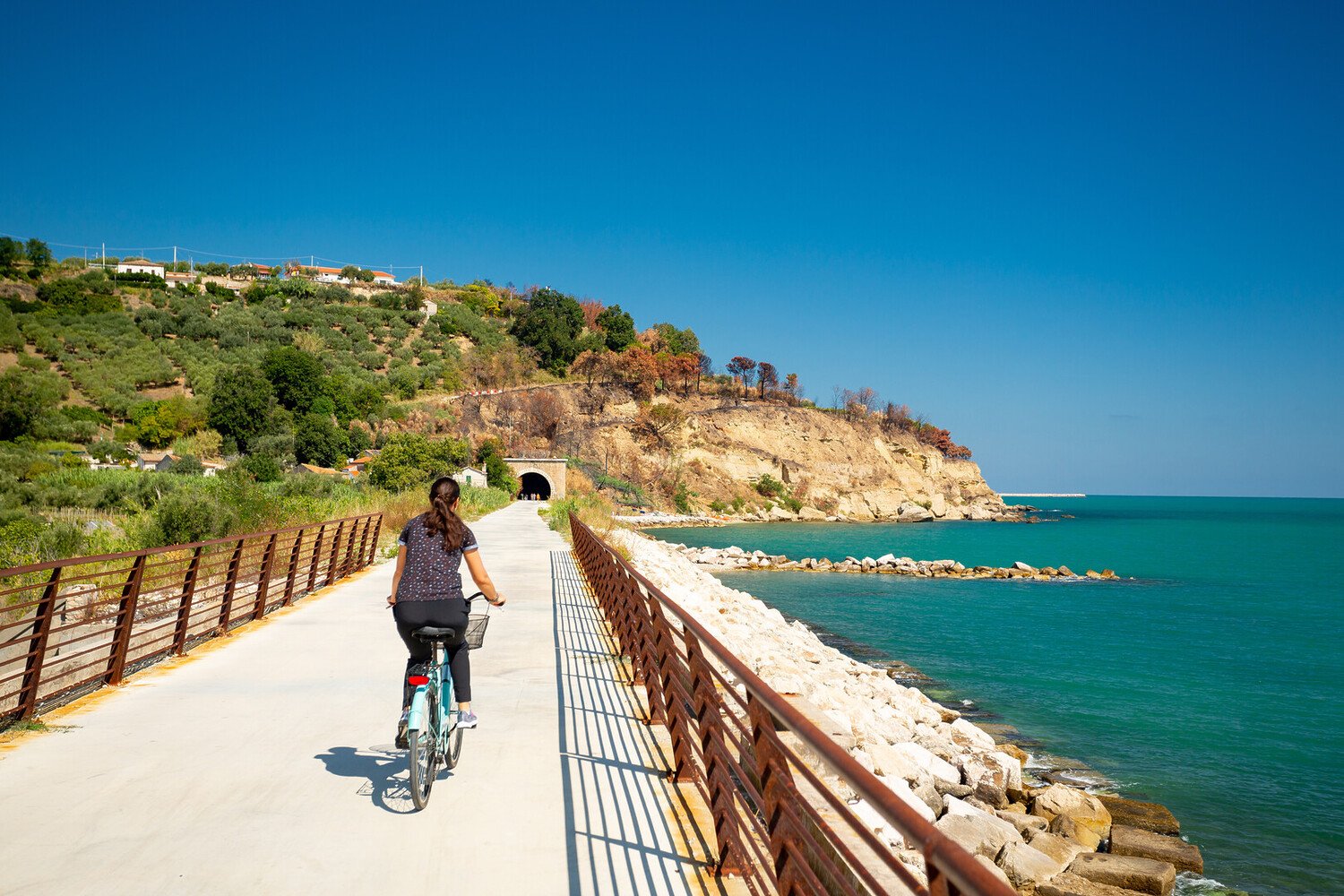 Visit Pescara Italy: A Local's Guide to Enjoy the Adriatic Coast - 2026 - 20 - visit pescara visit pescara - Visit Pescara Italy: A Local's Guide to Enjoy the Adriatic Coast - 2026 - 19