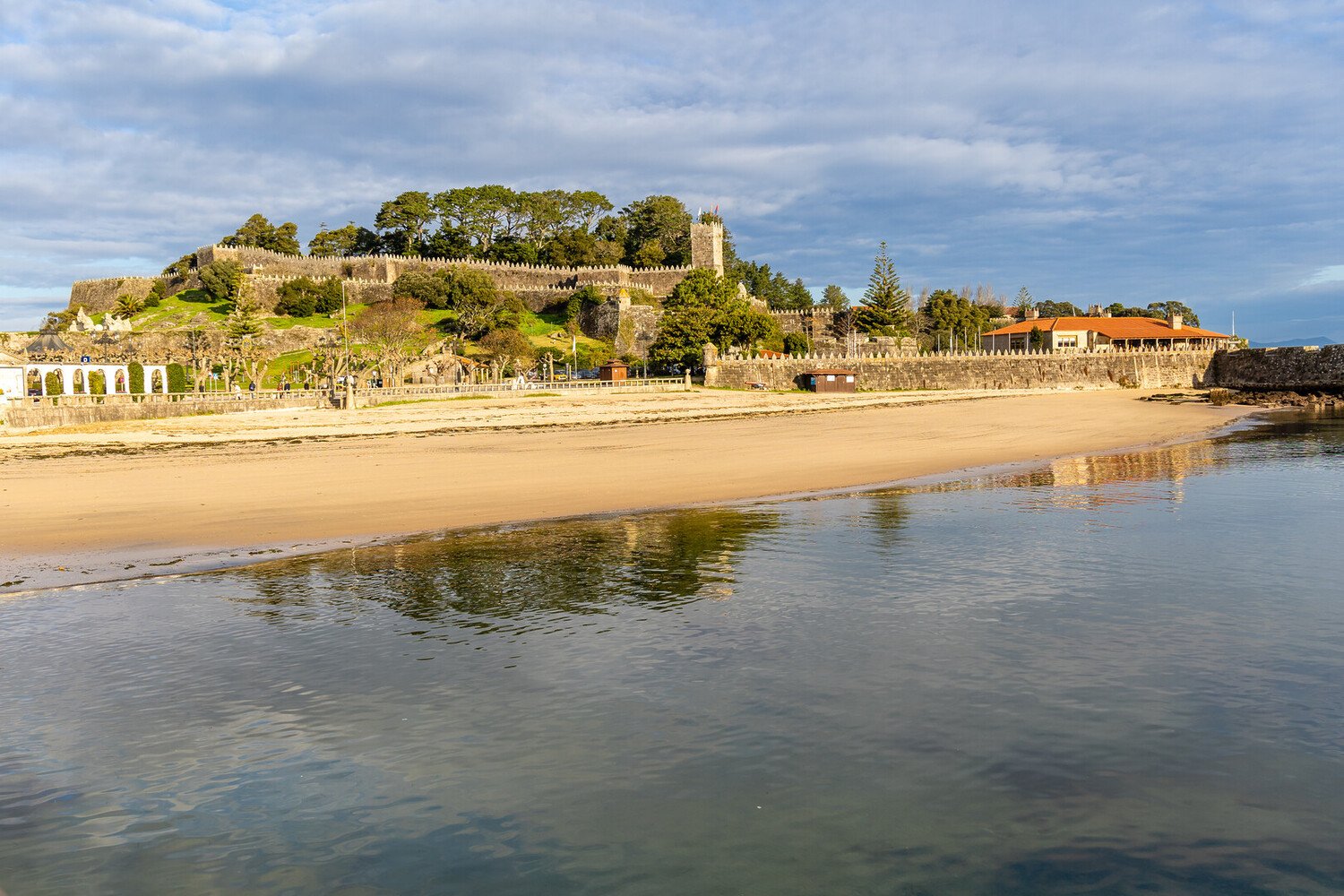 Things to Do in Baiona, Spain: Sail into History and Tapas - 2026 - 4 - things to do in Baiona things to do in Baiona - Things to Do in Baiona, Spain: Sail into History and Tapas - 2026 - 3