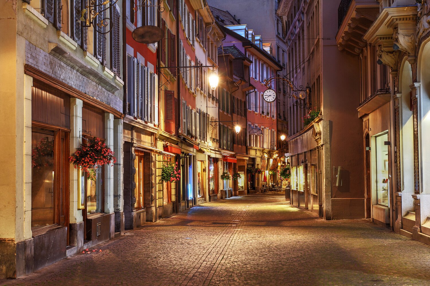 Things to Do in Vevey Switzerland: Charlie Chaplin & Lakeside - 2026 - 8 - Things to Do in Vevey Things to Do in Vevey - Things to Do in Vevey Switzerland: Charlie Chaplin & Lakeside - 2026 - 7