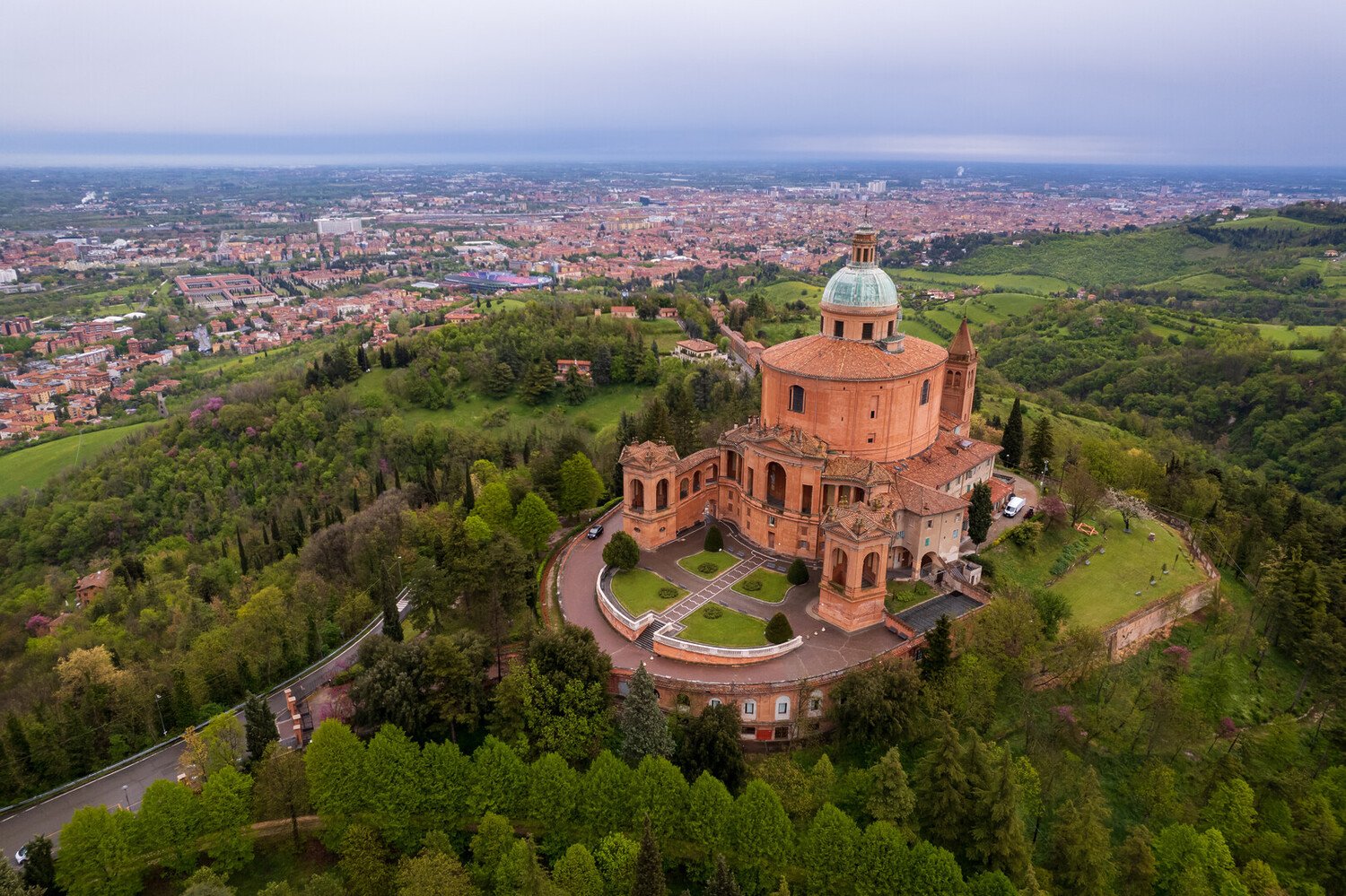 Visiter Bologne : Cœur historique et gastronomique de l’Émilie-Romagne - 2026 - 16 - bologne bologne - Visiter Bologne : Cœur historique et gastronomique de l’Émilie-Romagne - 2026 - 15