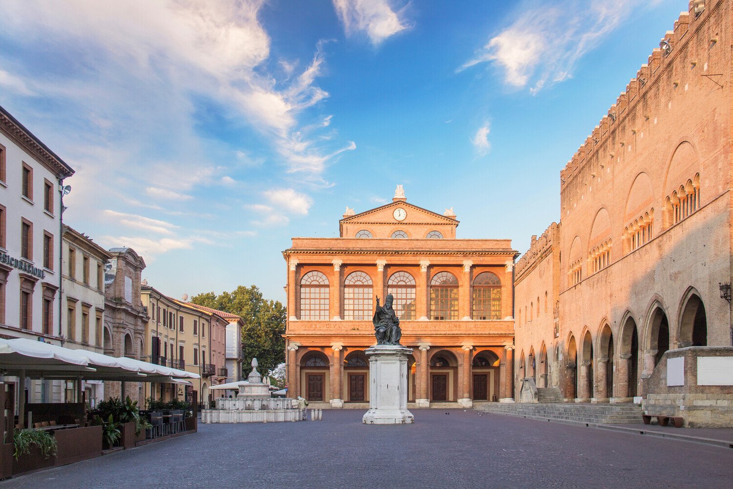Visiter Rimini : La station balnéaire italienne qui va vous surprendre - 2026 - 16 - rimini rimini - Visiter Rimini : La station balnéaire italienne qui va vous surprendre - 2026 - 15