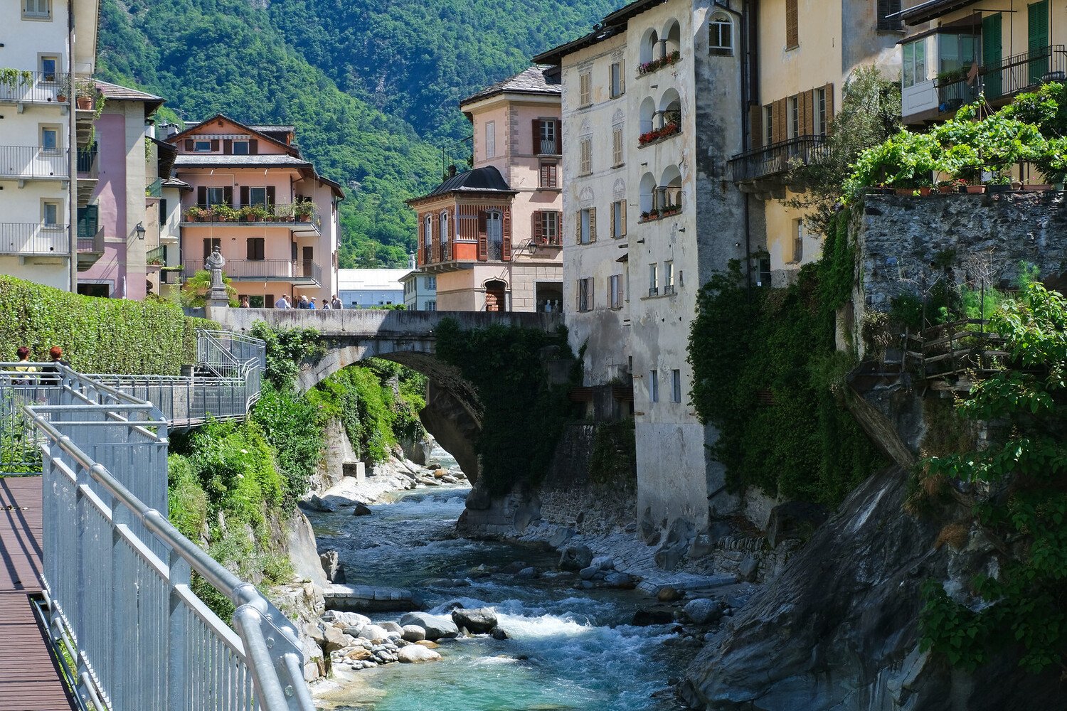 Visiter Chiavenna : Pause authentique au cœur des Alpes lombardes en Italie - 2026 - 6 - chiavenna chiavenna - Visiter Chiavenna : Pause authentique au cœur des Alpes lombardes en Italie - 2026 - 5