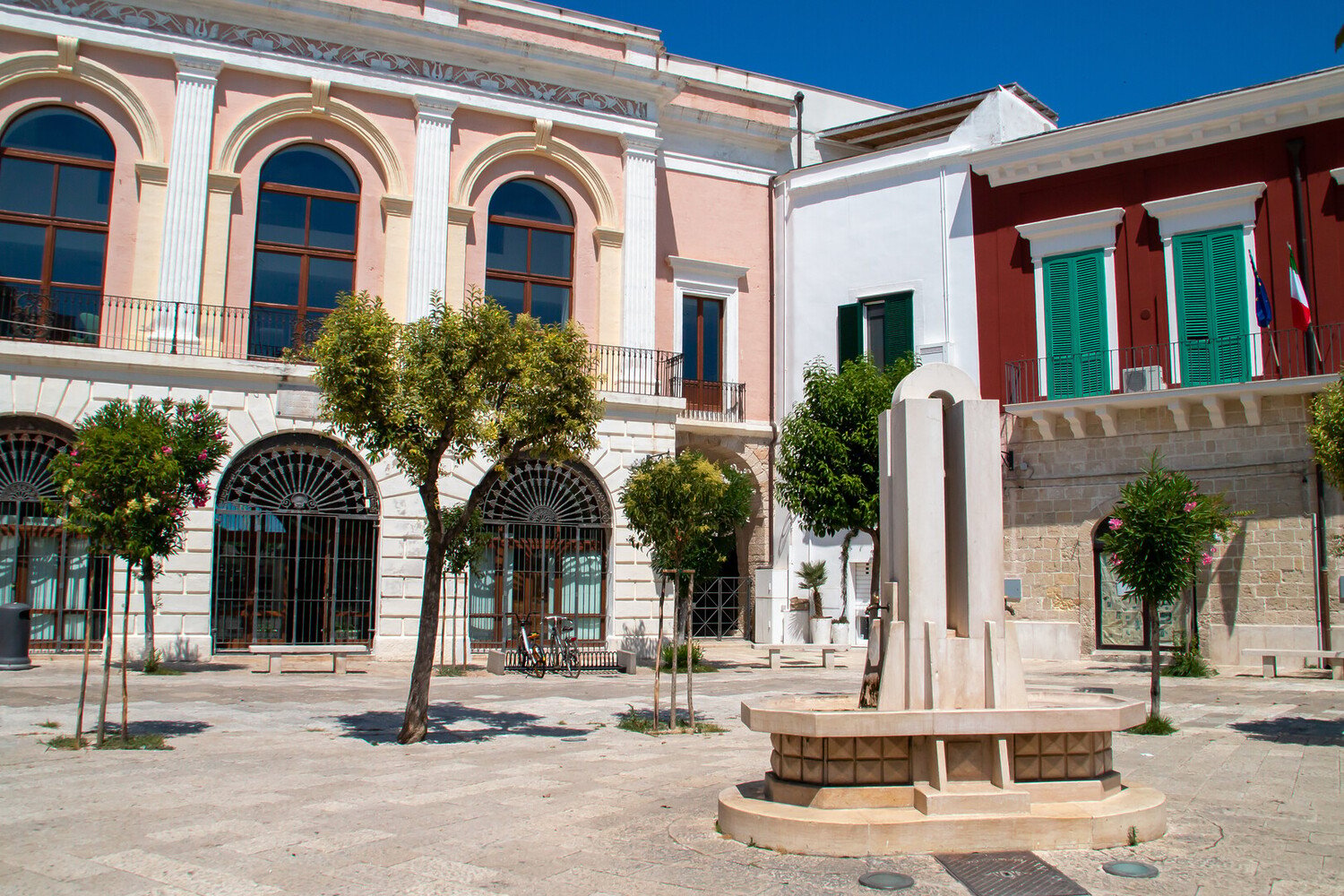Visiter Monopoli : Entre mer, remparts et vignobles - 2026 - 16 - monopoli monopoli - Visiter Monopoli : Entre mer, remparts et vignobles - 2026 - 15