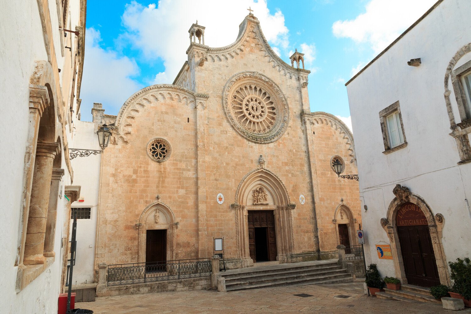 Visiter Ostuni : La ville blanche des Pouilles - 2026 - 6 - ostuni ostuni - Visiter Ostuni : La ville blanche des Pouilles - 2026 - 5