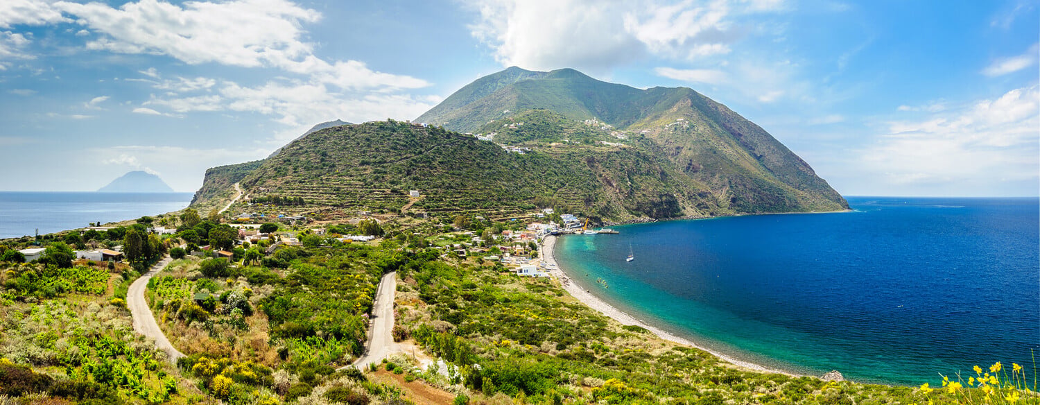 Visiter les Îles Éoliennes : Une destination idéale entre nature et vignobles - 2026 - 16 - îles éoliennes îles éoliennes - Visiter les Îles Éoliennes : Une destination idéale entre nature et vignobles - 2026 - 15