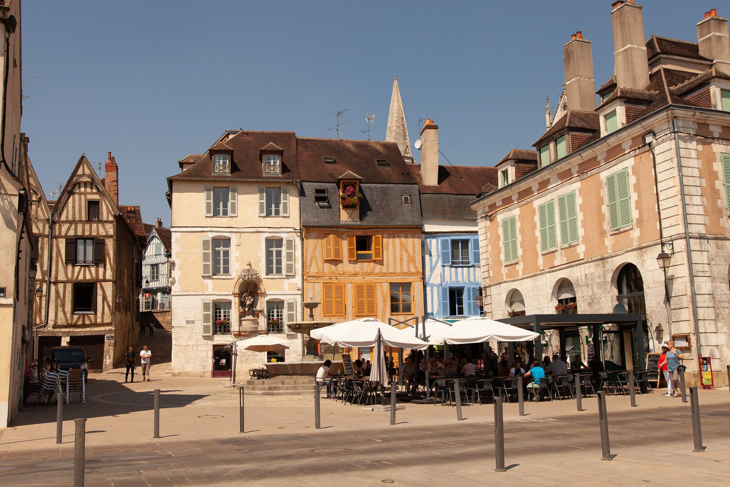 Les Meilleurs Bars à Vin Auxerre : Les immanquables - 2026 - 4 - bars à vin auxerre bars à vin auxerre - Les Meilleurs Bars à Vin Auxerre : Les immanquables - 2026 - 3