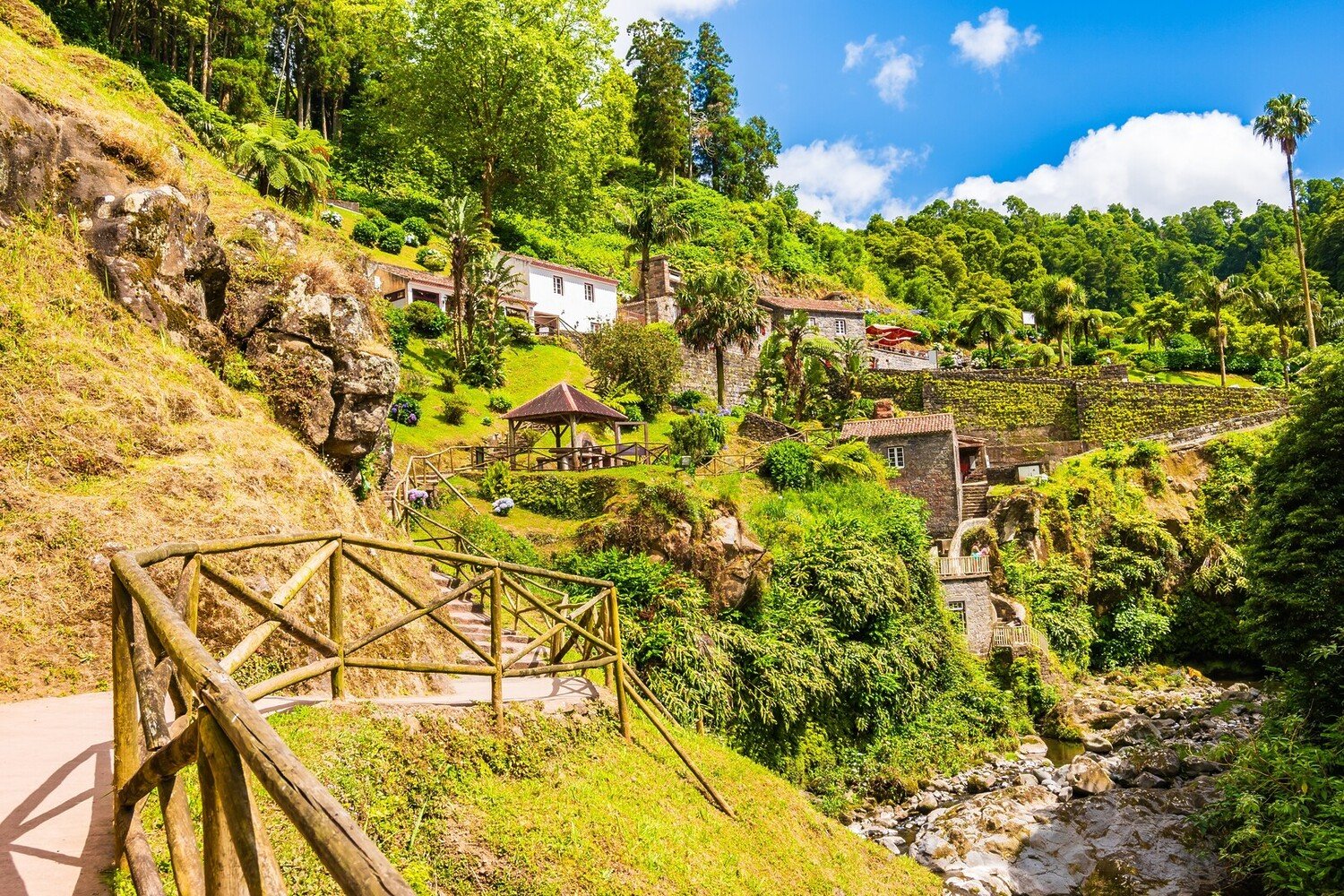 Azores Itinerary: How to Plan an Amazing Trip Across São Miguel, Pico and Terceira Island - 2026 - 12 - - Azores Itinerary: How to Plan an Amazing Trip Across São Miguel, Pico and Terceira Island - 2026 - 11