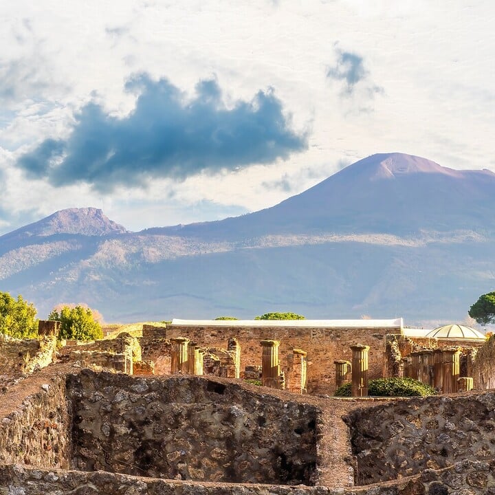 Visit Pompeii and Explore the Ancient City - 2026 - 9 - - Visit Pompeii and Explore the Ancient City - 2026 - 8