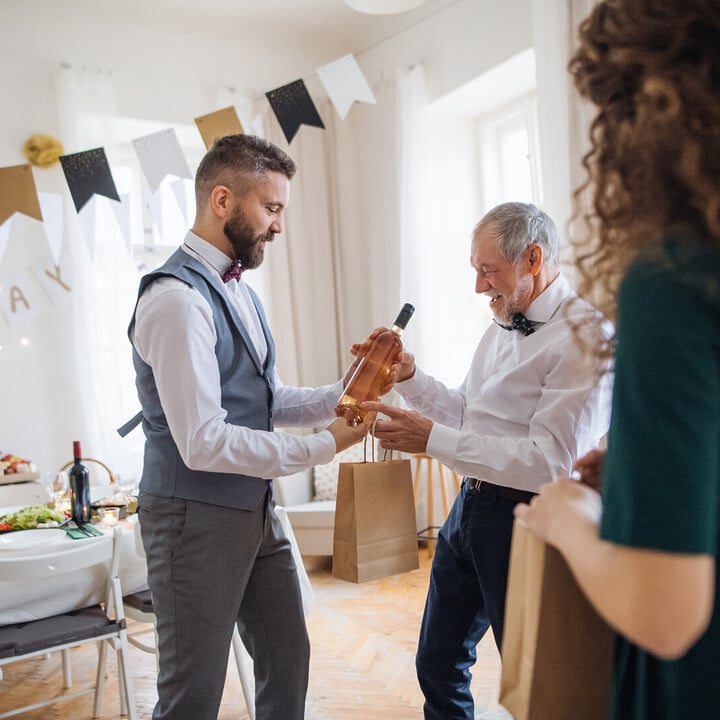 10 idées de cadeaux pour un Homme qui aime le vin - 2026 - 14 - - 10 idées de cadeaux pour un Homme qui aime le vin - 2026 - 13