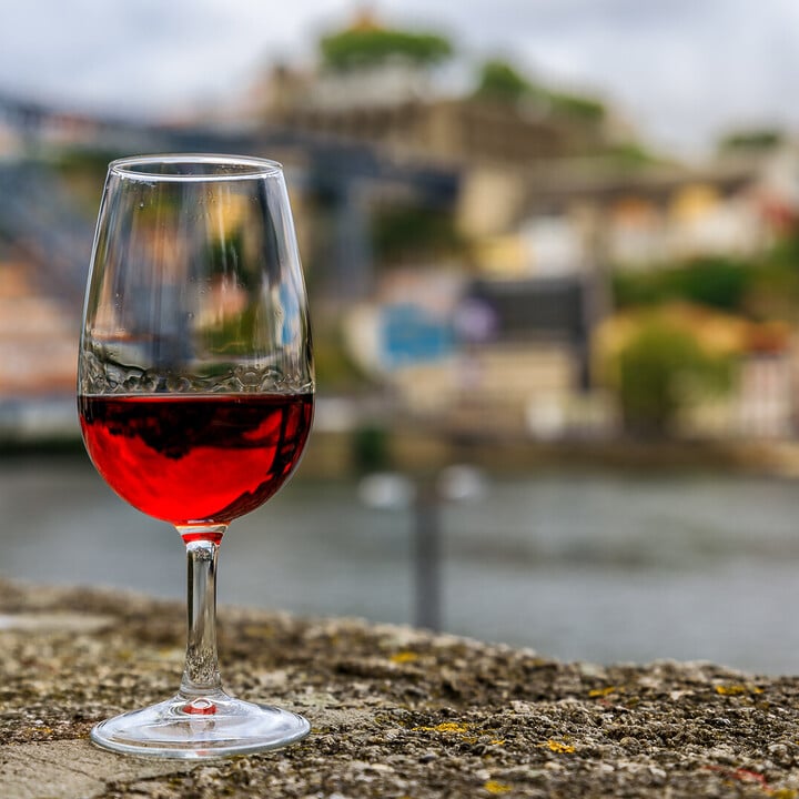 Discover the TOP 15 Best Wine Bars in Porto - 2026 - 4 - - Discover the TOP 15 Best Wine Bars in Porto - 2026 - 3