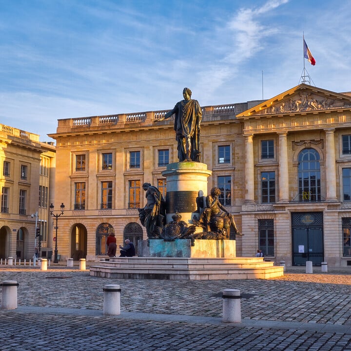 Visiter Reims en 2 jours : Le guide des incontournables - 2026 - 6 - porto ou lisbonne porto ou lisbonne - Visiter Reims en 2 jours : Le guide des incontournables - 2026 - 5