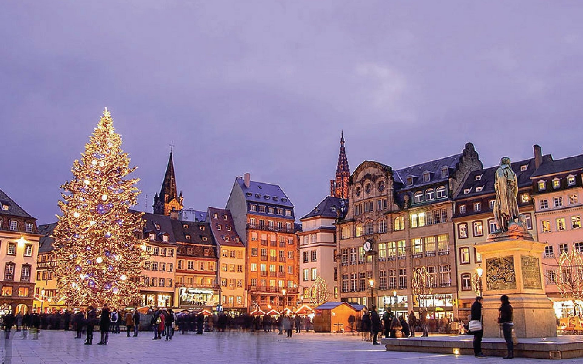 I Migliori Mercatini di Natale Alsazia: Scoprite la Magia delle Feste - 2026 - 17 - gita fuori porta bologna Les lumières, les odeurs, la gentillesse des habitants, tout est à découvrir lors des marchés de noël d'Alsace