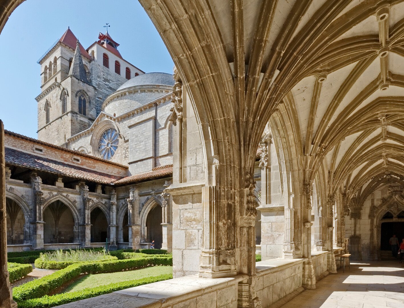 Que faire à Cahors ? Les incontournables pour visiter cette ville médiévale - 2026 - 9 - visiter cahors, que faire a cahors visiter cahors, que faire a cahors - Que faire à Cahors ? Les incontournables pour visiter cette ville médiévale - 2026 - 8