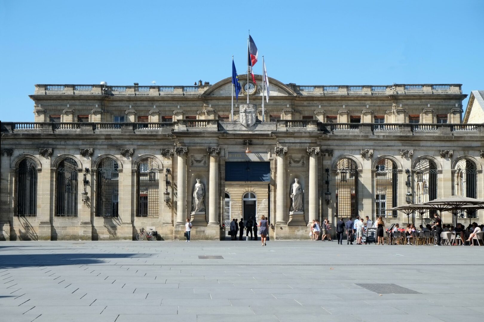 Quoi faire à Bordeaux ? Les incontournables pour visiter Bordeaux - 2026 - 8 - quoi faire à bordeaux Que faire à Bordeaux - Place Pey Berland Bordeaux