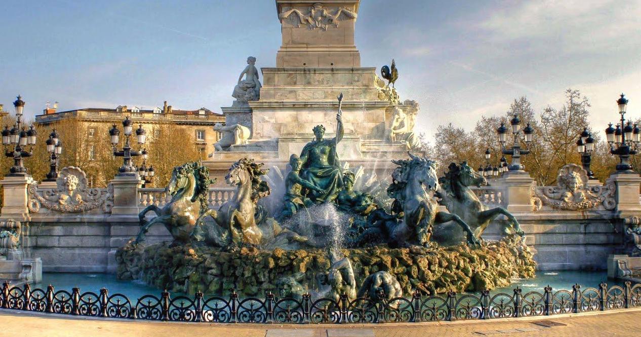 Quoi faire à Bordeaux ? Les incontournables pour visiter Bordeaux - 2026 - 5 - quoi faire à bordeaux Place des Quinconces
