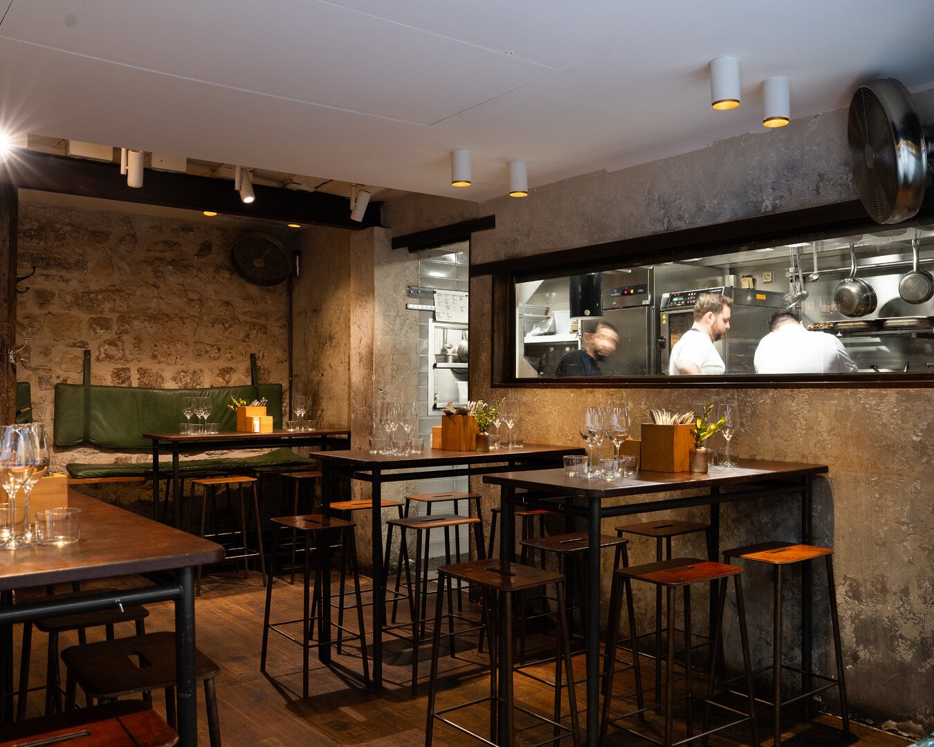 TOP 5 des bars à vins à Paris : notre sélection - 2026 - 4 - bars à vins paris bars à vins paris - TOP 5 des bars à vins à Paris : notre sélection - 2026 - 3