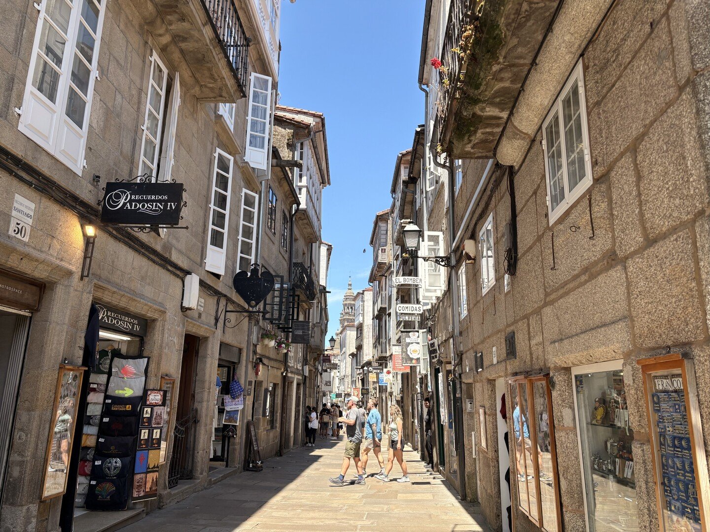 Visiter Saint-Jacques-de-Compostelle : Un voyage spirituel - 2026 - 10 - Saint-Jacques-de-Compostelle Saint-Jacques-de-Compostelle - Visiter Saint-Jacques-de-Compostelle : Un voyage spirituel - 2026 - 9
