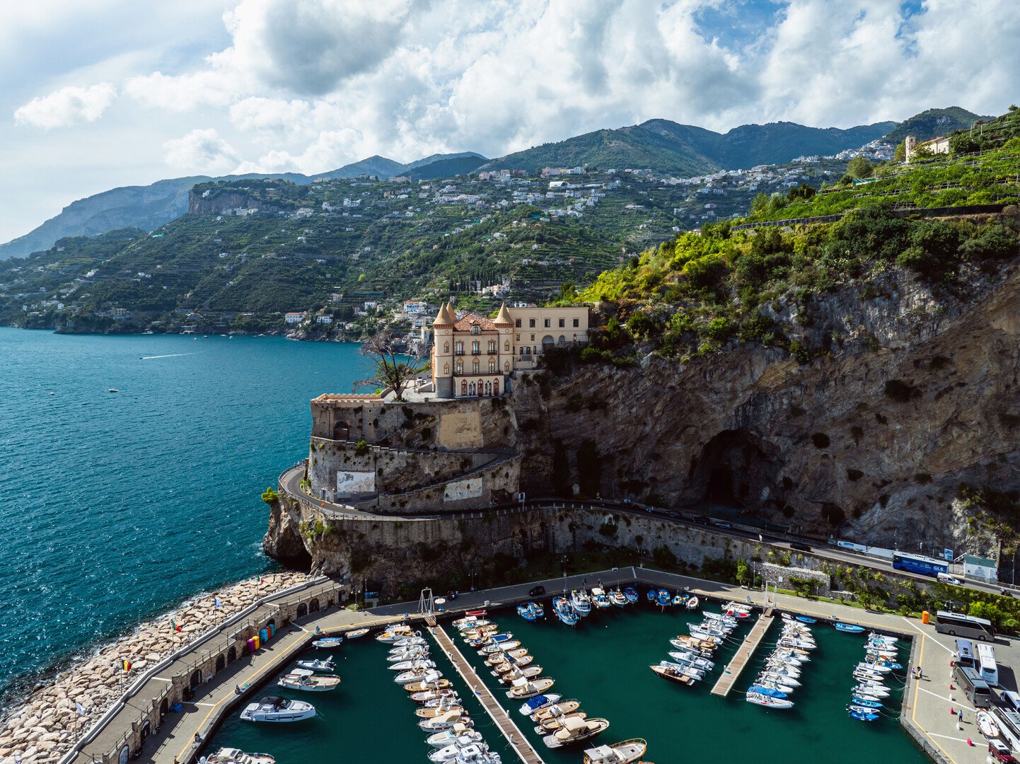 Visiter Minori : Joyaux discret entre citronniers, mer et vestiges romains en Italie - 2026 - 16 - minori minori - Visiter Minori : Joyaux discret entre citronniers, mer et vestiges romains en Italie - 2026 - 15