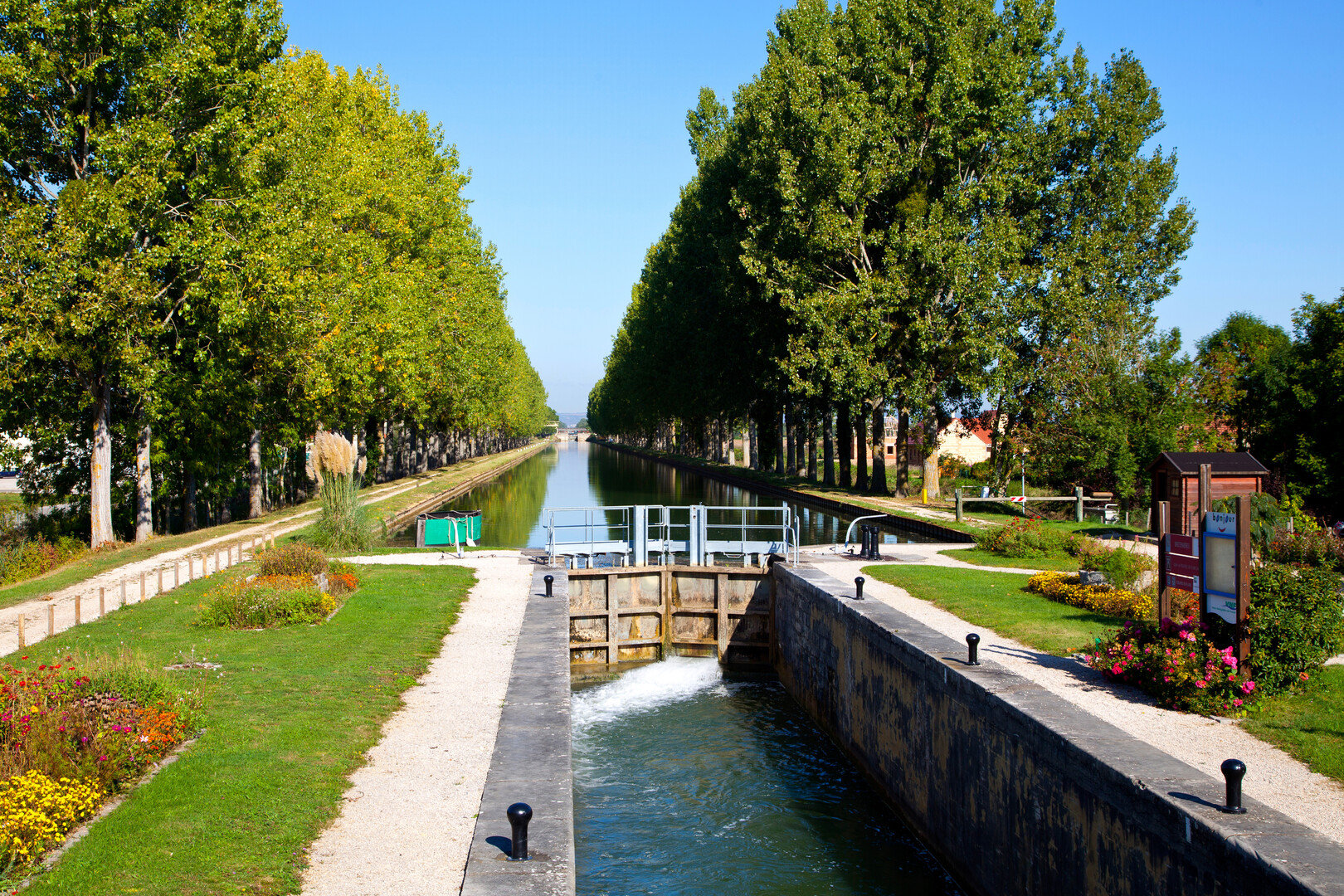 Best Things to do in Burgundy, Places & Villages to Visit - 2026 - 19 - Cruise or cycle the Canal de Bourgogne